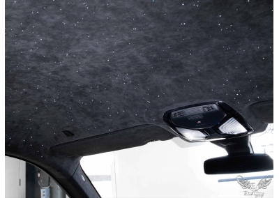 BMW X6 - установка звездного неба и пошив защитного чехла в тюнинг-ателье Eastline Garage 